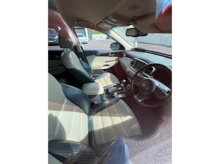 2017 Kia Sorento - photo 4
