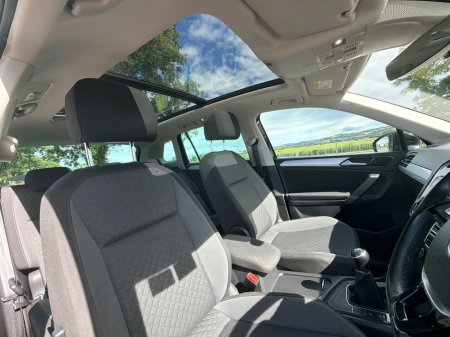 2017 Volkswagen Tiguan - photo 20