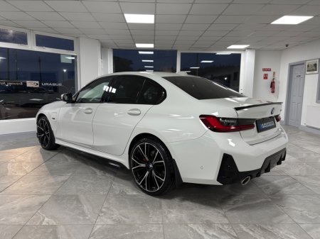 2023 BMW 3-Series - photo 8