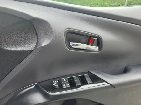 2020 Toyota Prius - photo 17