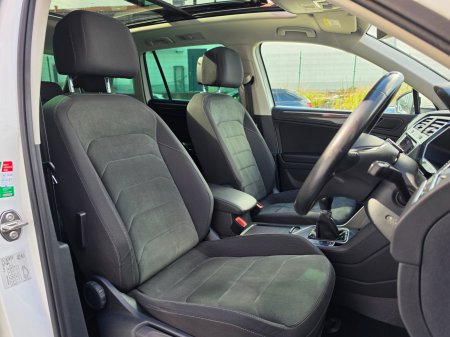 2019 Volkswagen Tiguan - photo 17