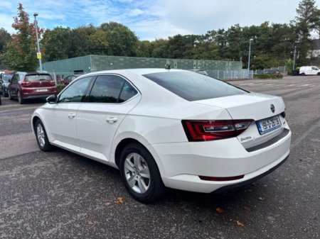 2019 Skoda Superb - photo 5