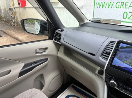 2018 Nissan Serena - photo 26