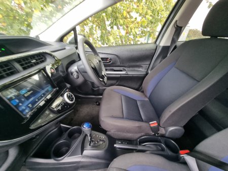 2021 Toyota Aqua - photo 13