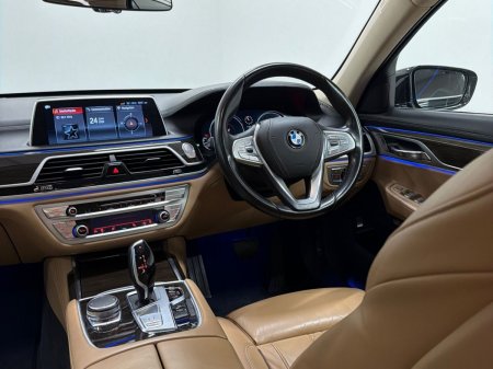 2018 BMW 7-Series - photo 5