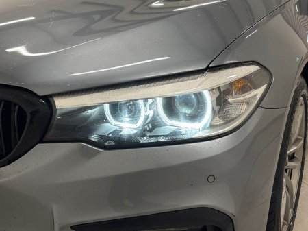 2020 BMW 5-Series - photo 21