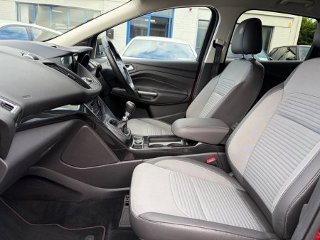 2017 Ford Kuga - photo 4