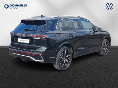 2025 Volkswagen Tiguan - photo 14