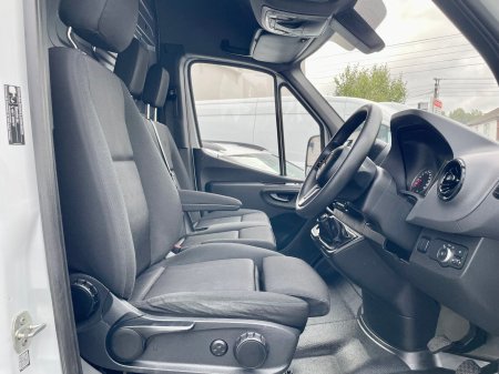 2023 Mercedes-Benz Sprinter - photo 4