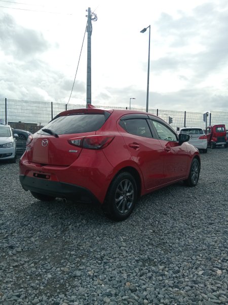 2017 Mazda Demio - photo 6