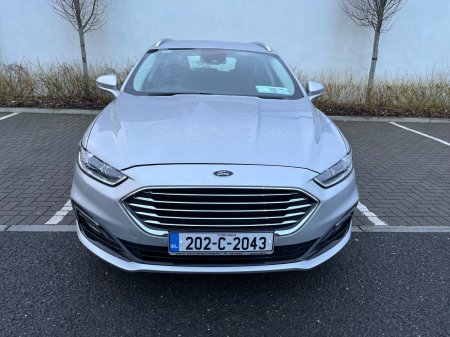 2020 Ford Mondeo - photo 2