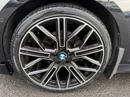 2023 BMW 3-Series - photo 11