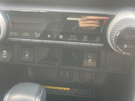 2020 Toyota RAV4 - photo 16