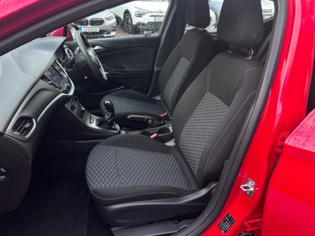 2017 Opel Astra - photo 11