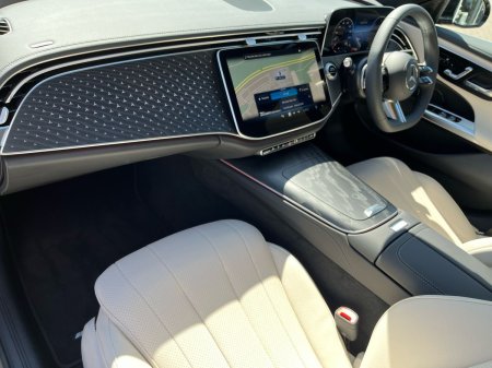 2025 Mercedes-Benz E-Class - photo 12