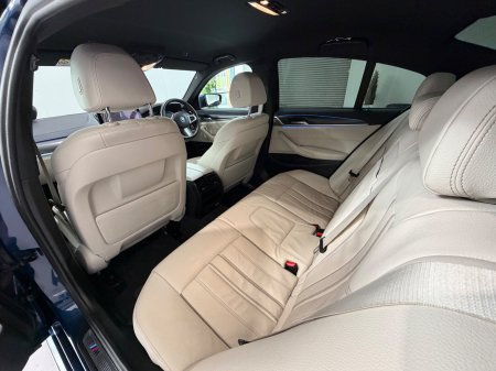 2022 BMW 5-Series - photo 19