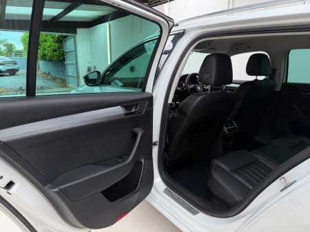 2022 Skoda Superb - photo 22