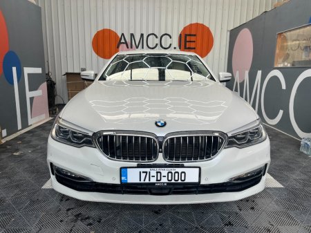 2017 BMW 5-Series - photo 2