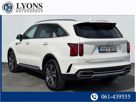 2023 Kia Sorento - photo 2