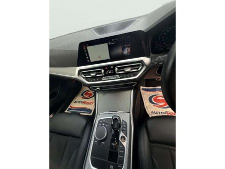 2021 BMW 3-Series - photo 8