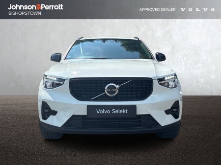 2023 Volvo XC40 - photo 4