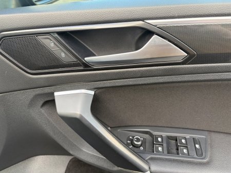 2016 Volkswagen Tiguan - photo 22