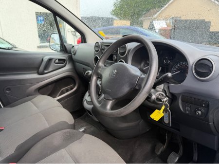 2018 Peugeot Partner - photo 9