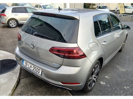 2019 Volkswagen Golf - photo 4