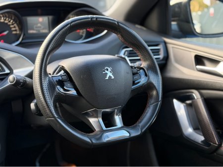 2020 Peugeot 308 - photo 12