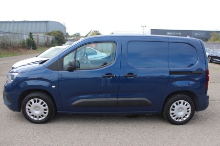 2020 Vauxhall Combo - photo 10