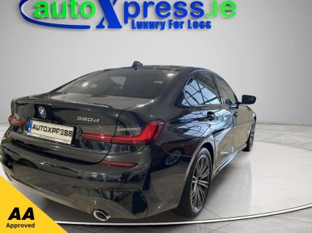 2023 BMW 3-Series - photo 8
