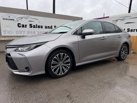 2020 Toyota Corolla 1.8 Hybrid Luna Sport Saloon