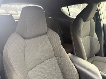 2019 Toyota C-HR - photo 15