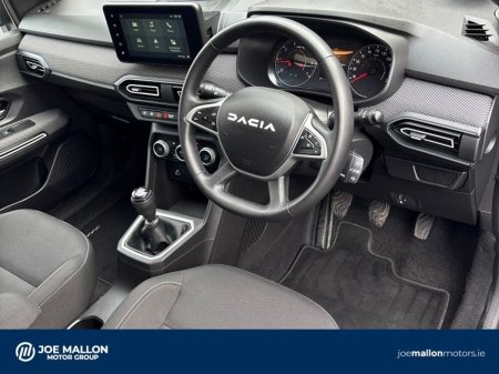 2023 Dacia Jogger - photo 10