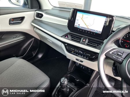 2025 Suzuki Swift - photo 15