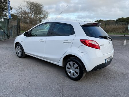 2014 Mazda Demio - photo 8
