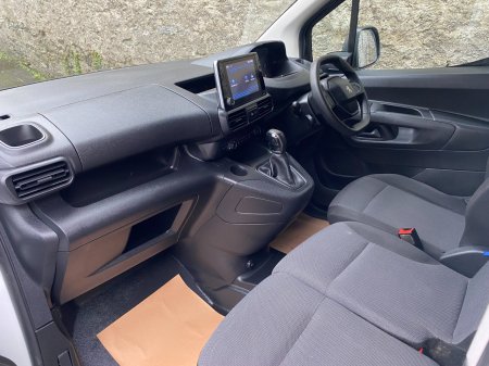 2021 Peugeot Partner - photo 14