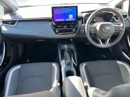 2025 Toyota Corolla - photo 8