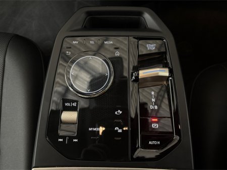 2023 BMW iX - photo 17