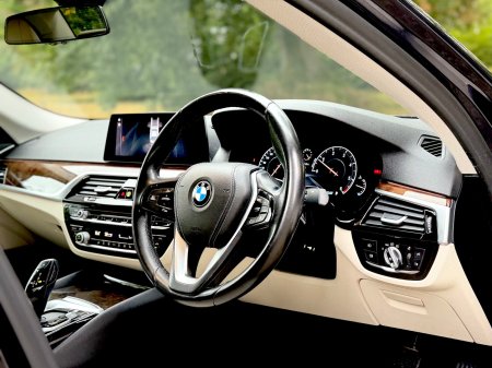2019 BMW 5-Series - photo 30