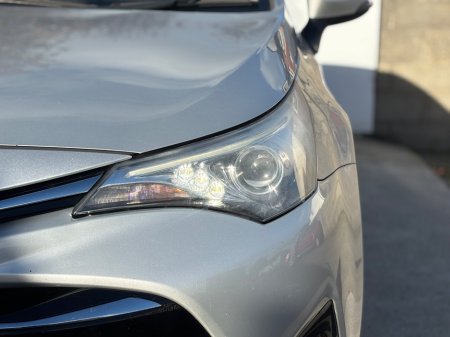 2015 Toyota Avensis - photo 7