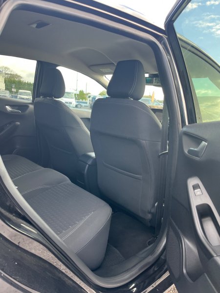 2021 Ford Fiesta - photo 7