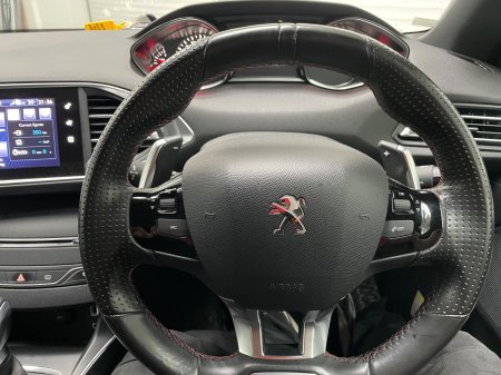 2017 Peugeot 308 - photo 11
