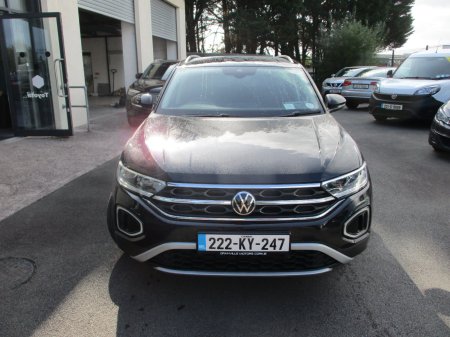 2022 Volkswagen T-Roc - photo 2