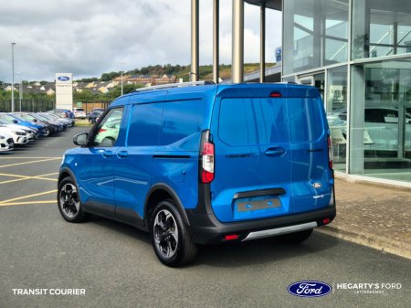 2026 Ford Transit Courier - photo 2
