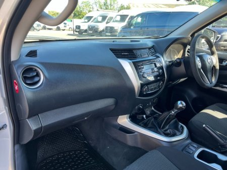 2017 Nissan Navara - photo 18