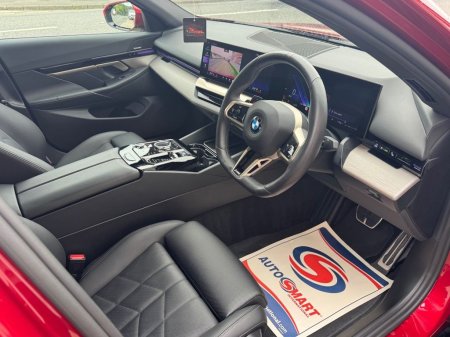 2024 BMW 5-Series - photo 20