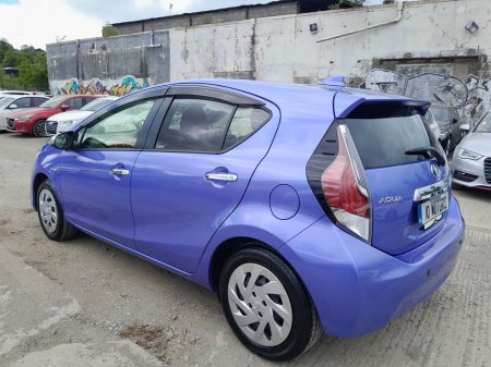 2016 Toyota Aqua - photo 4