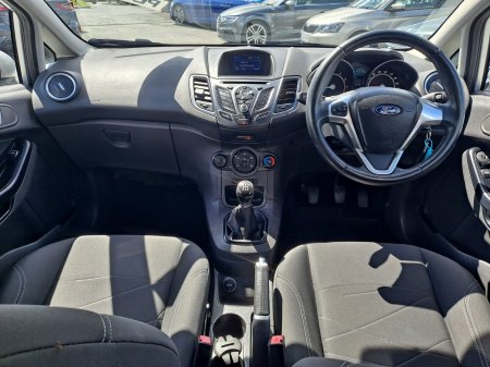2017 Ford Fiesta - photo 19