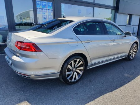 2015 Volkswagen Passat - photo 9
